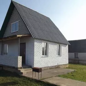 дом-дача на берегу озера в Поставском районе.