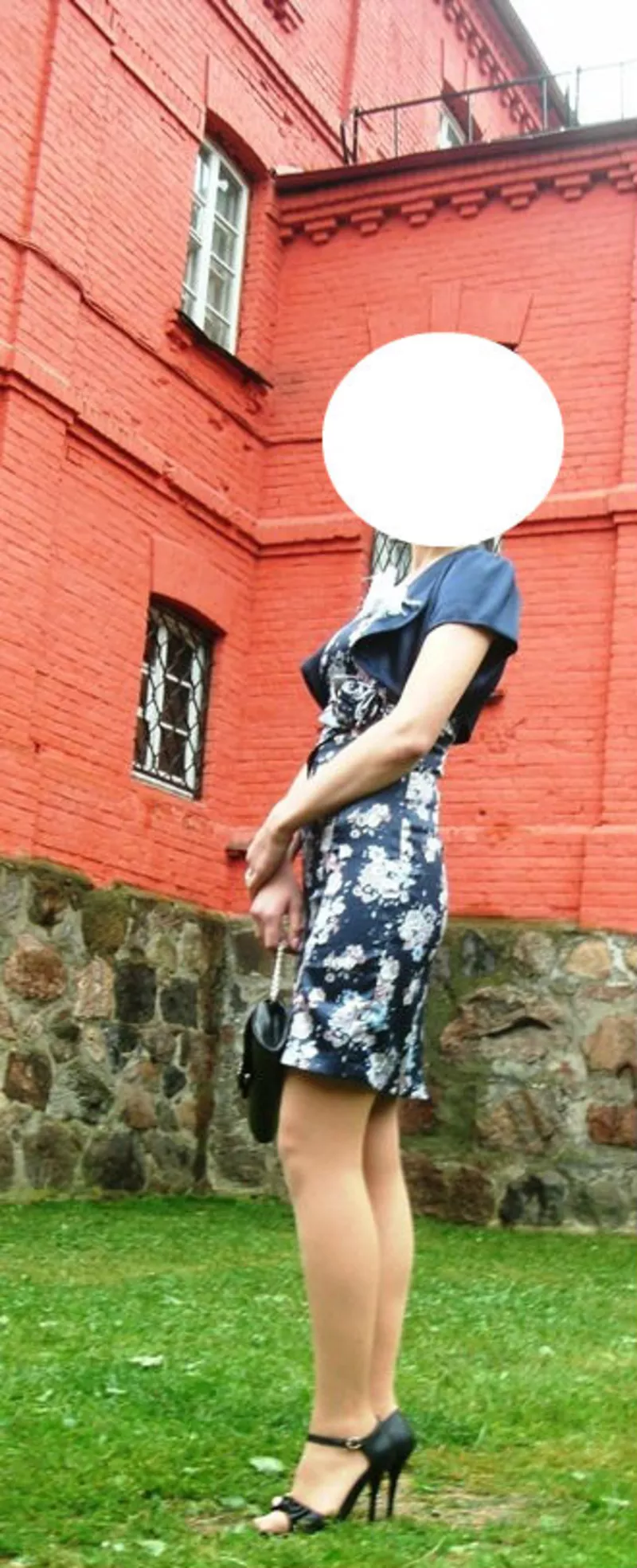 Атласное платье со съемным болеро